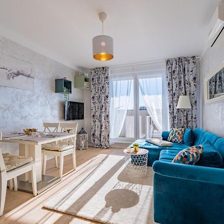 Flexible Selfcheckins 30 - Zagreb - Garage - Electric Vehicle Ccharger - Big Loggia - New - Apartments Repinc 30 Luaran gambar