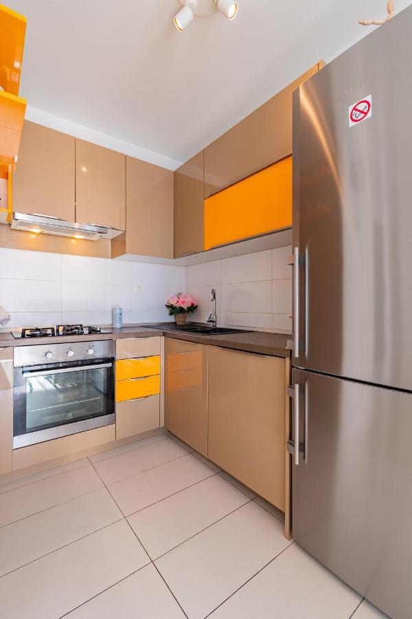 Flexible Selfcheckins 30 - Zagreb - Garage - Electric Vehicle Ccharger - Big Loggia - New - Apartments Repinc 30 Luaran gambar